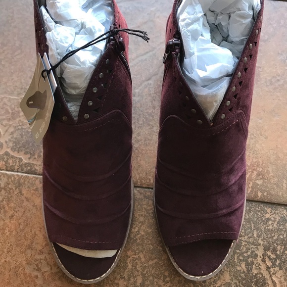 Burgundy Peep Toe Bootie - Picture 3 of 8